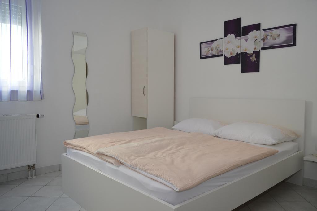 Permarinus Apartments Подстрана Экстерьер фото