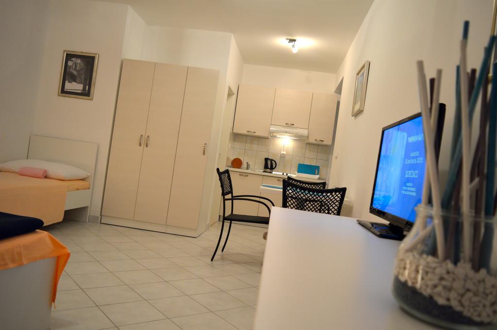 Permarinus Apartments Подстрана Номер фото